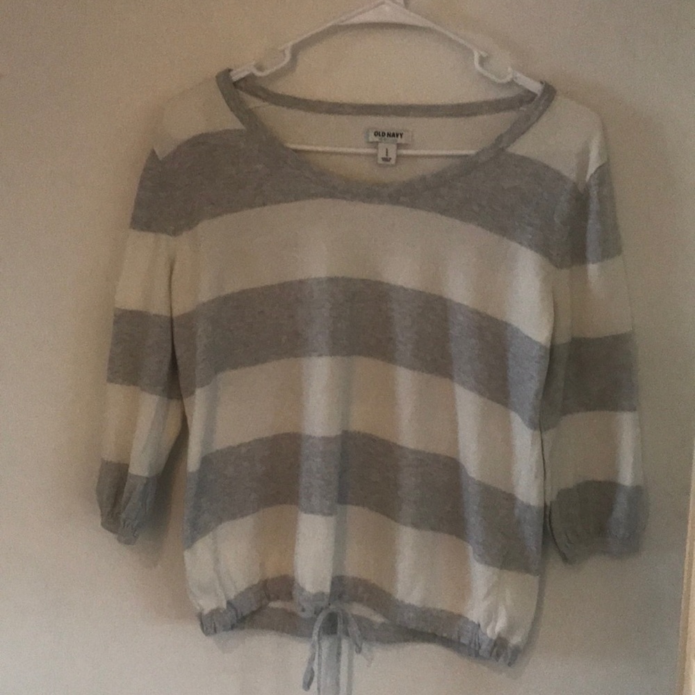 Old Navy light sweater